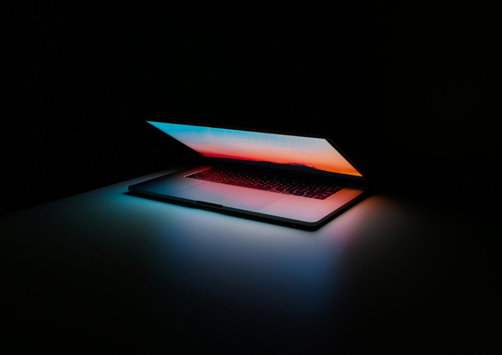 best-black-friday-macbook-deals-online-best-black-friday-shopping-deals-unsplash